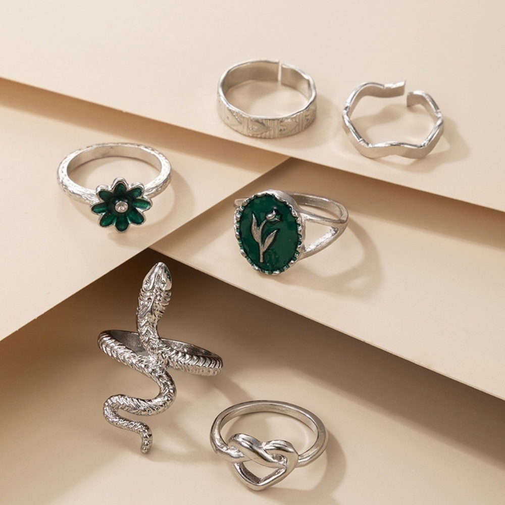 *CARYS* 6-Pc Silver x Green Snake Fashion Ring Set